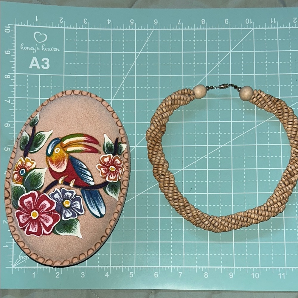 Beige multi strand Necklace with trinket box